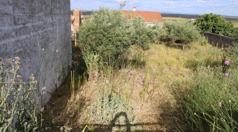Caceres - Sierra de Fuentes - 750m2