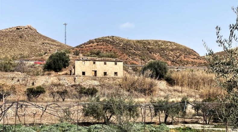 Almeria - Purchena - 1950m2