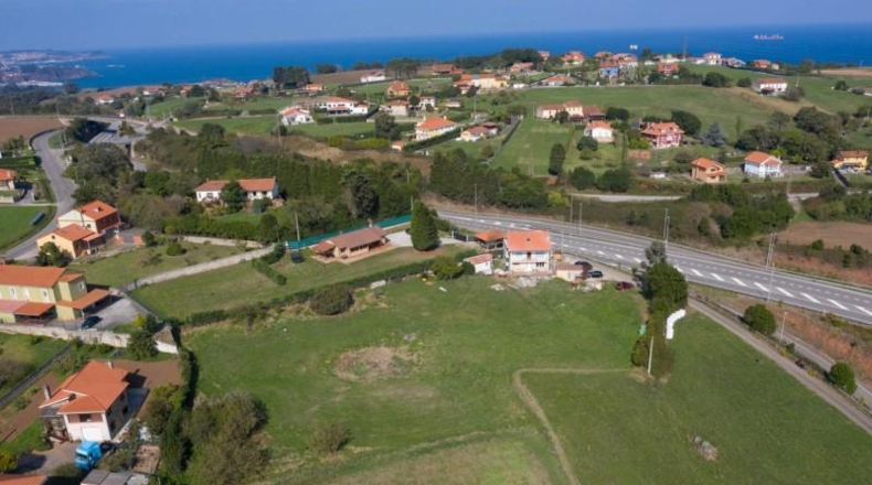 Astúries - Ciudad Residencial Perlora - 3669m2