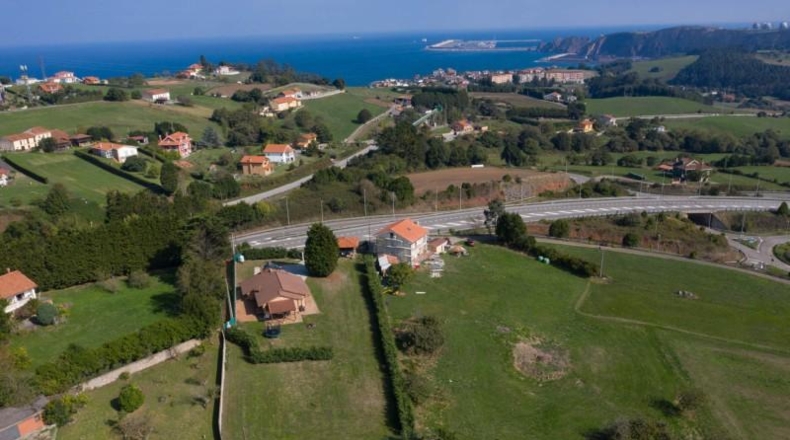 Astúries - Ciudad Residencial Perlora - 3669m2