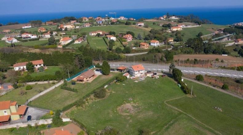 Astúries - Ciudad Residencial Perlora - 3669m2