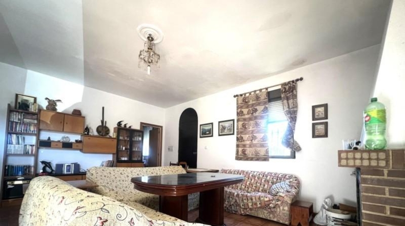 Badajoz - Don Benito - 5986m2