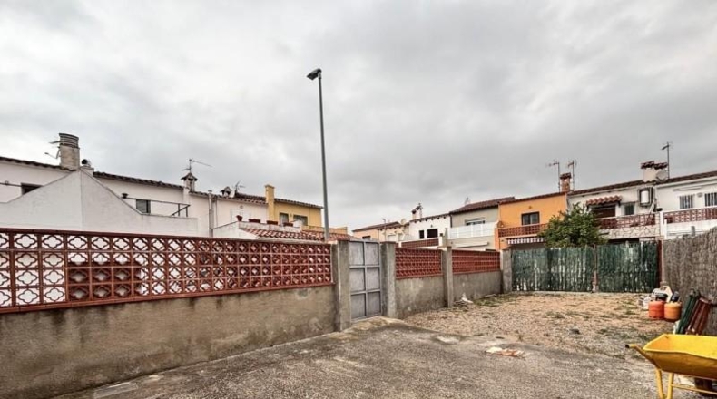 Gerona - Castelló d'Empúries - 106m2
