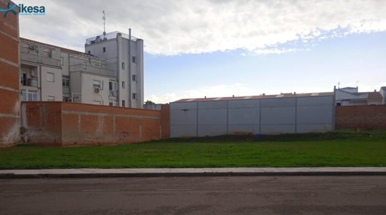Badajoz - Don Benito - 1270m2