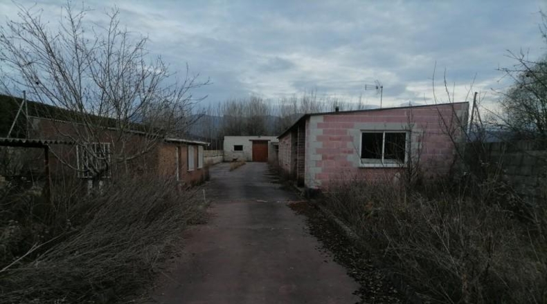 Leon - Carracedelo - 1200m2