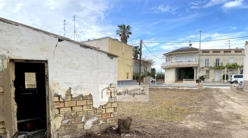 Tarragona - Deltebre - 700m2