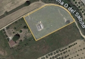 Отдельно стоящий дом с участком на продажу в городе Rociana del Condado Фото