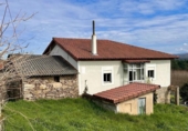 Casa de camp amb terreny en venda a la España, Celanova, ref.: TR312891 foto