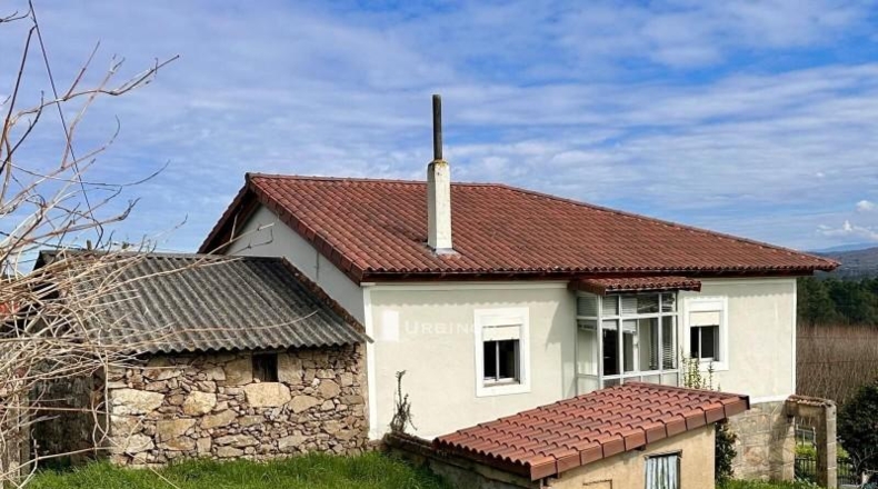 Orense - Celanova - 1500m2