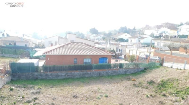 Barcelona - Lliçà d'Amunt - 496m2