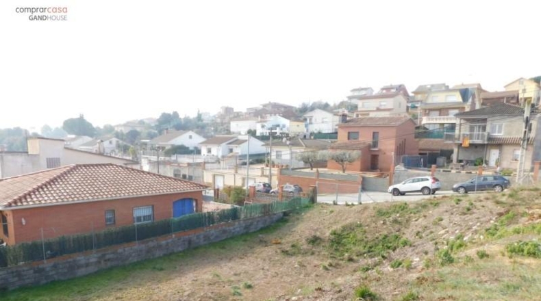 Barcelona - Lliçà d'Amunt - 496m2