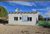 Xalet independent amb terreny en venda a la España, Llanera de Ranes, ref.: TR300830 foto