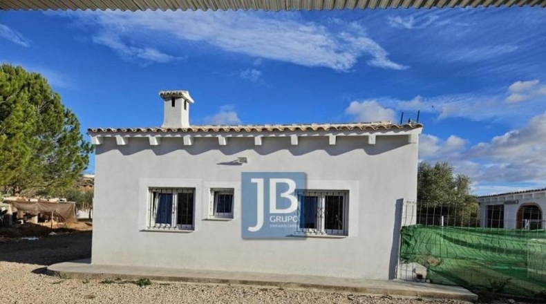 Valencia - Llanera de Ranes - 2624m2