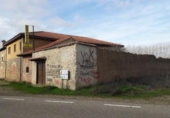 Xalet independent amb terreny en venda a la España, Alija del Infantado, ref.: TR153265 foto
