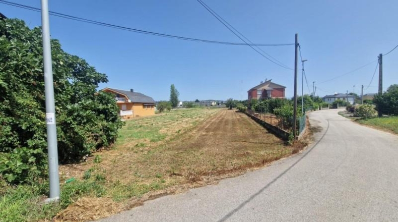 León - Ponferrada - 2400m2