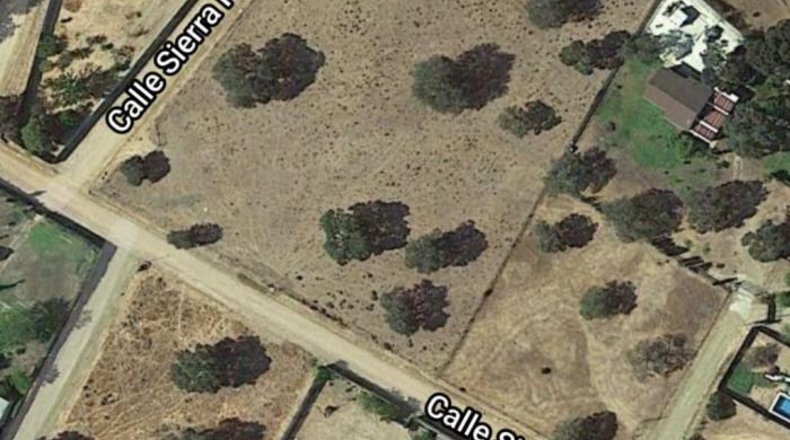Seville - Castilblanco de los Arroyos - 7500m2