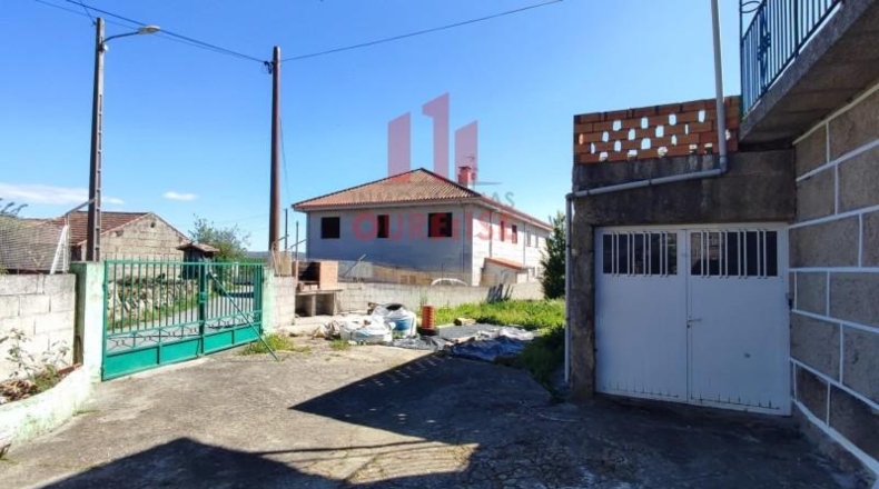 Оренсе - Junquera de Ambía - 308m2