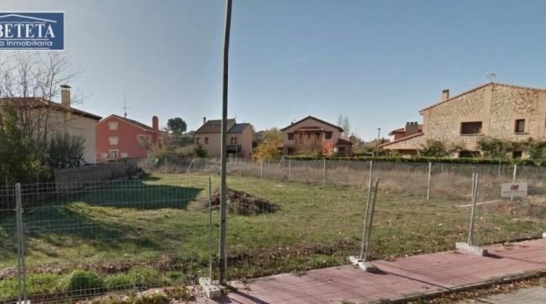 Guadalajara - Sigüenza - 571m2