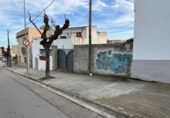 Городская земля под застройку на продажу у города Vilanova i la Geltrú Фото