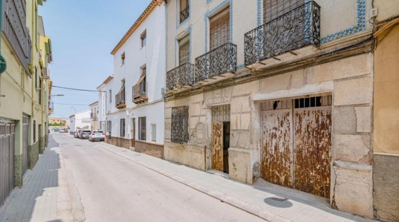 Granada - Baza - 500m2
