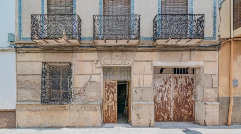 Granada - Baza - 500m2