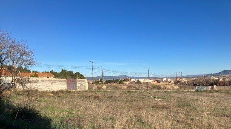 Albacete - Almansa - 600m2
