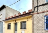 Chalet independiente con terreno en venta en la España, Adrada de Haza, ref: TR296999 foto