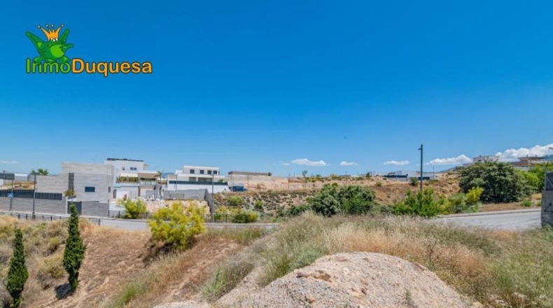 Гранада - La Zubia - 502m2