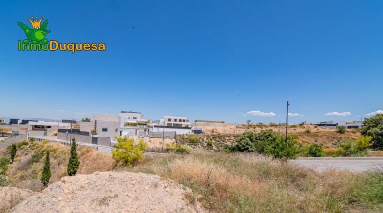 Гранада - La Zubia - 502m2