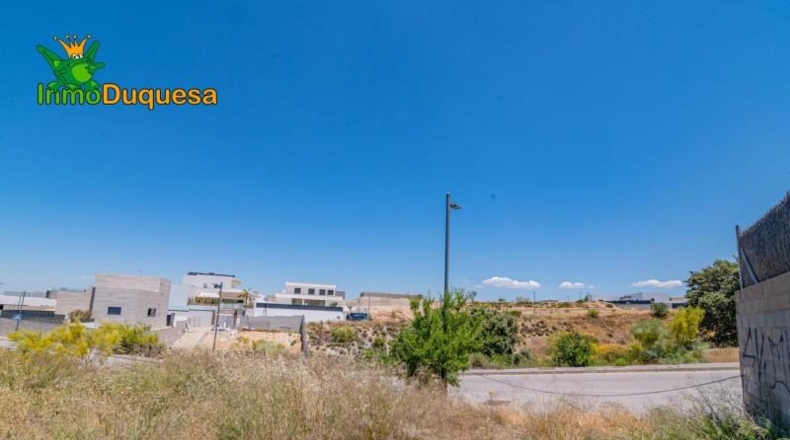 Гранада - La Zubia - 502m2