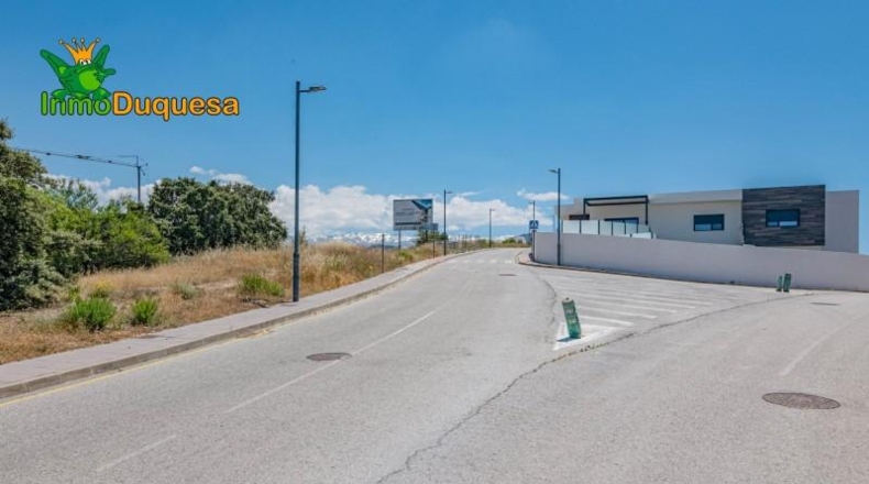 Гранада - La Zubia - 502m2