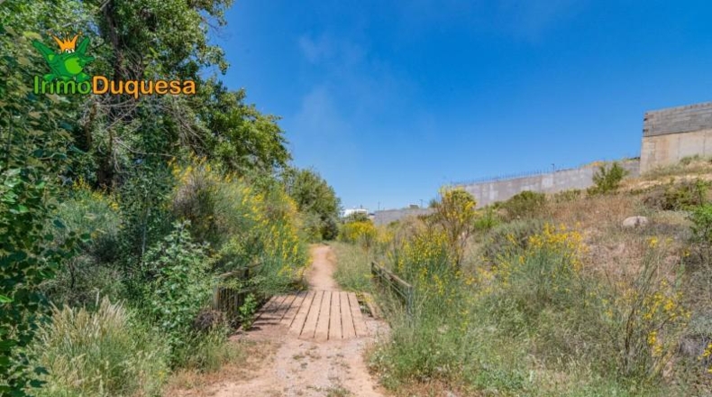 Гранада - La Zubia - 502m2