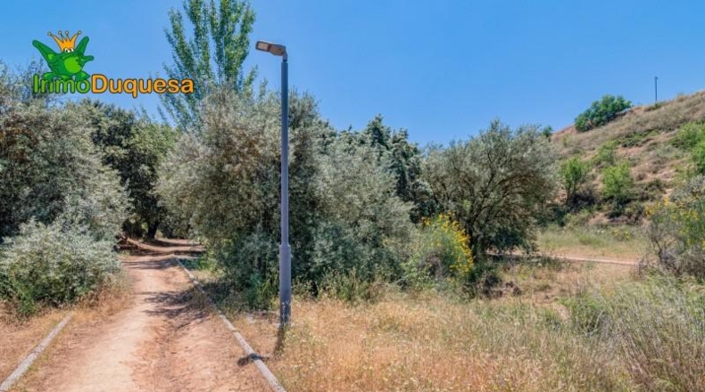 Гранада - La Zubia - 502m2
