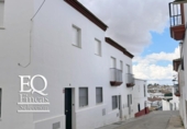 Chalet independiente con terreno en venta en la España, Puebla de Guzmán, ref: TR312791 foto