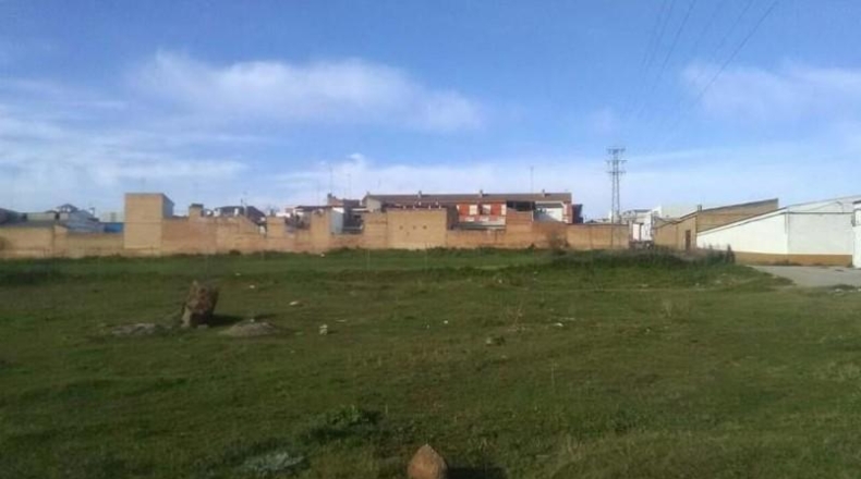 Sevilla - Pilas - 6700m2