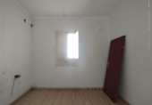 Дом с участком на продажу в городе Paradas Фото