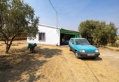 Отдельно стоящий дом с участком на продажу в городе Moraleda de Zafayona Фото