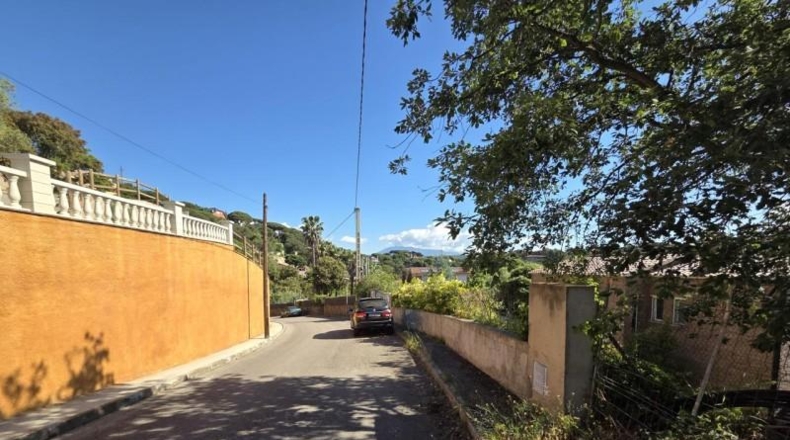 Barcelona - la Roca del Vallès - 1046m2