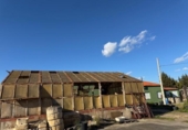 Отдельно стоящий дом с участком на продажу в городе Coreses Фото