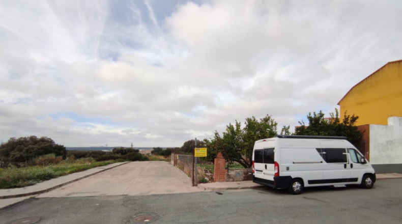 Cáceres - Malpartida de Plasencia - 491m2
