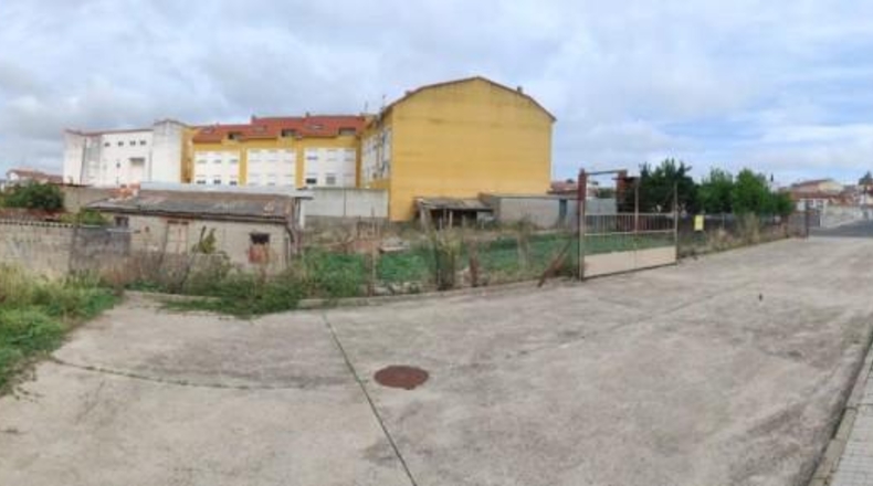 Cáceres - Malpartida de Plasencia - 491m2