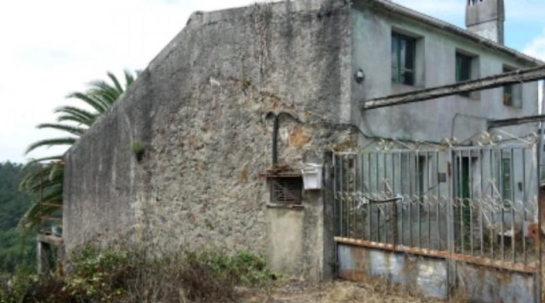 La Coruña - Santiago de Compostela - 2200m2