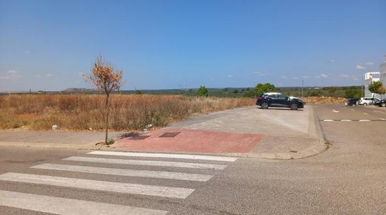 Sevilla - Gerena - 2400m2