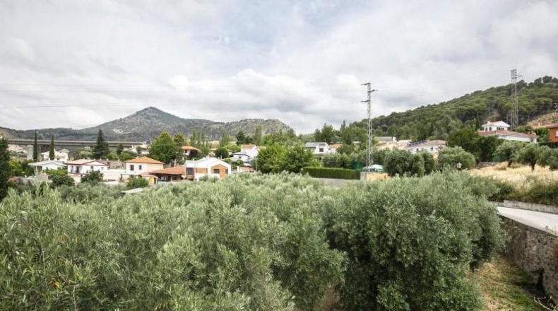 Granada - Huétor de Santillán - 1489m2