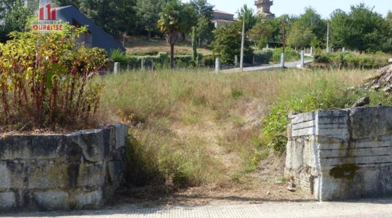 Orense - San Cibrao das Viñas - 2000m2