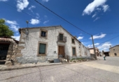 Chalet independiente con terreno en venta en la España, Santa Marta del Cerro, ref: TR287453 foto