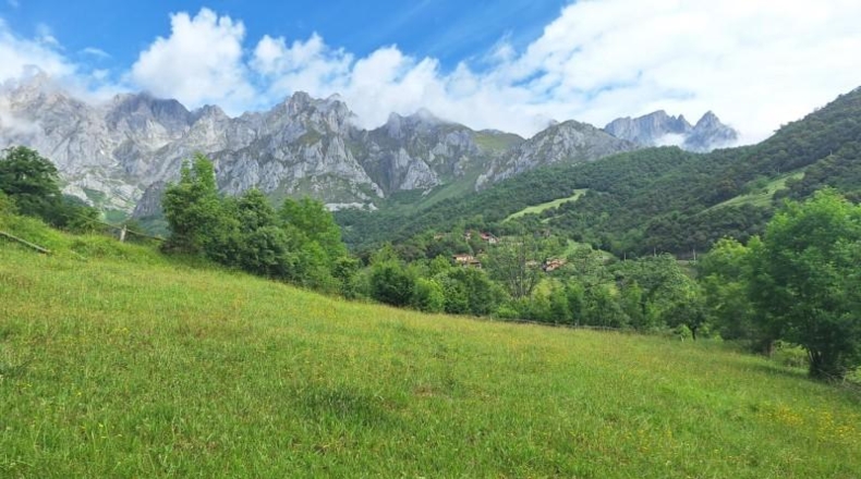 Cantabria - Camaleño - 1766m2