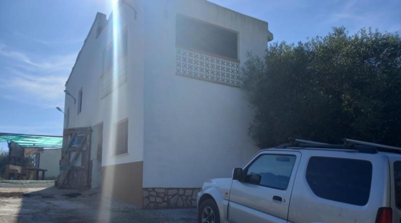 Tarragona - Móra d'Ebre - 12000m2