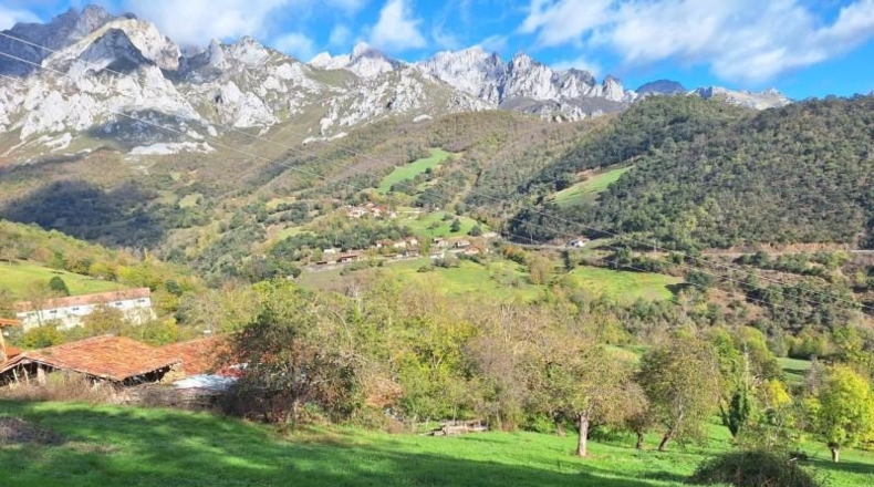 Cantàbria - Camaleño - 7039m2
