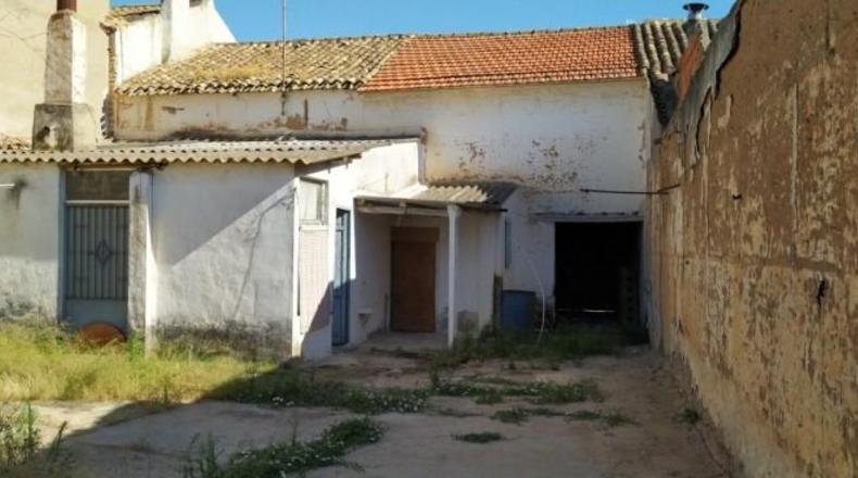 Albacete - La Roda - 463m2